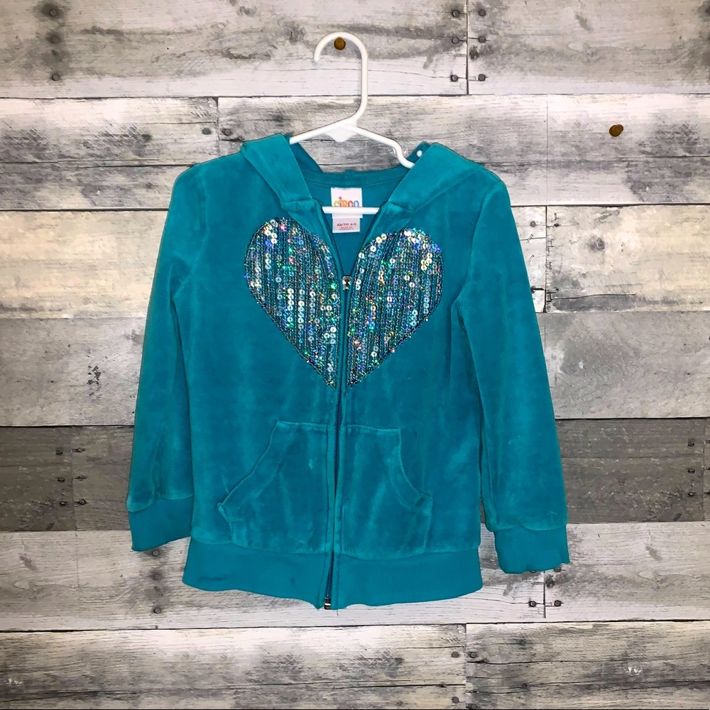 ❗️$5❗️Circo girl’s zip up size 4/5T